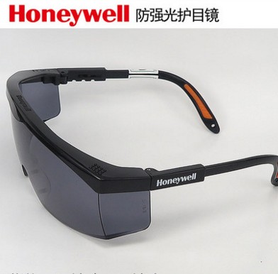 霍尼韦尔 100111 防强光气焊护目镜（黑框黑镜片）
